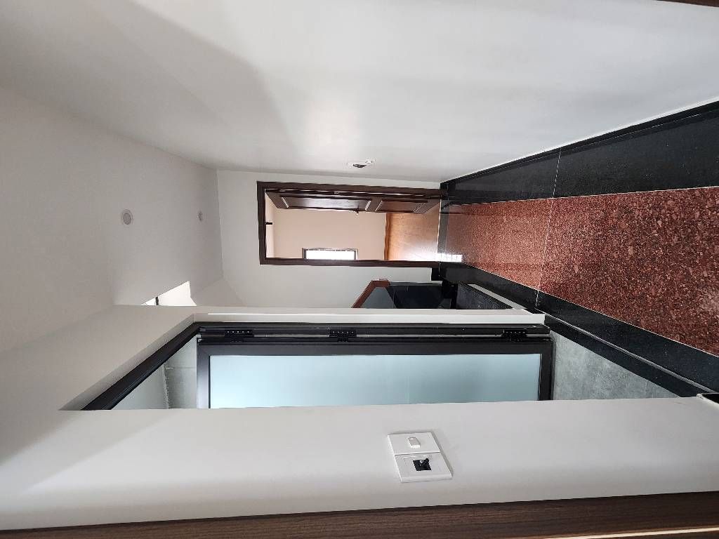 Bán nhà Ngũ Nhạc - diện tích 44m2 5 tầng - ô tô vào trong nhà - giá 12,5 tỷ