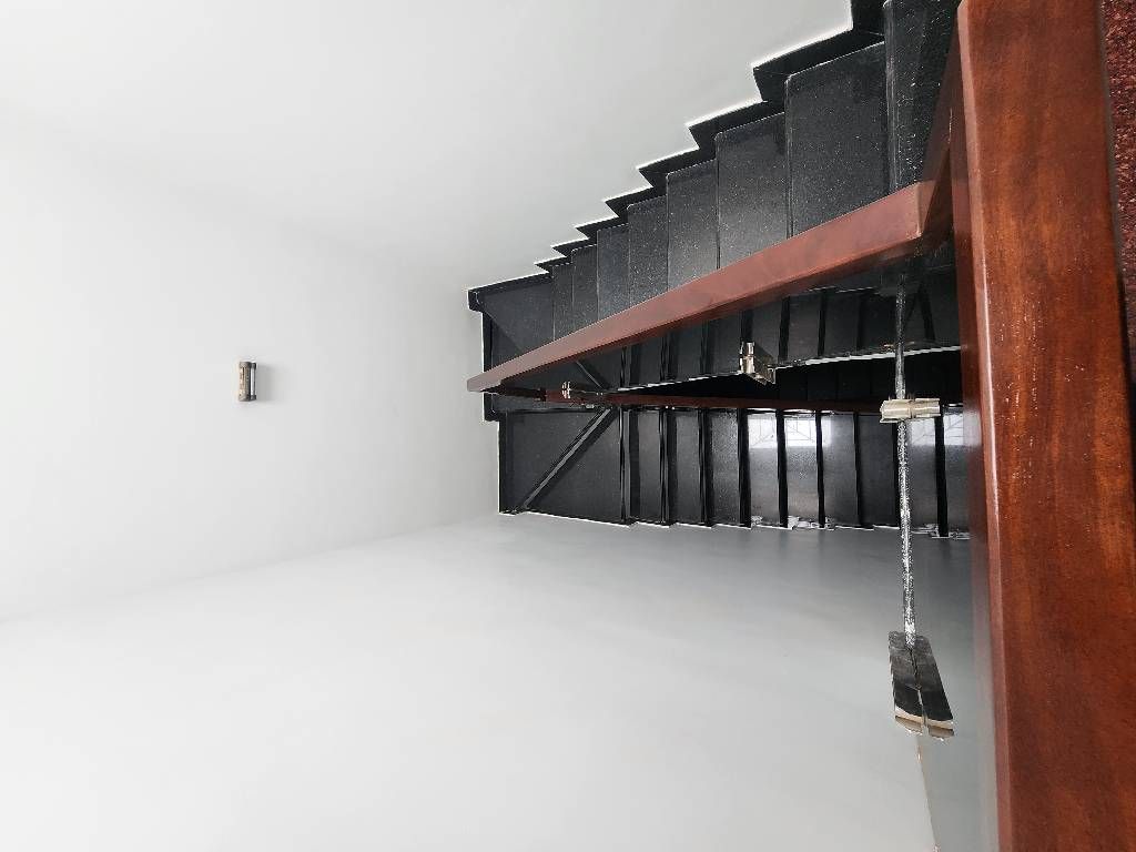 Bán nhà Ngũ Nhạc - diện tích 44m2 5 tầng - ô tô vào trong nhà - giá 12,5 tỷ
