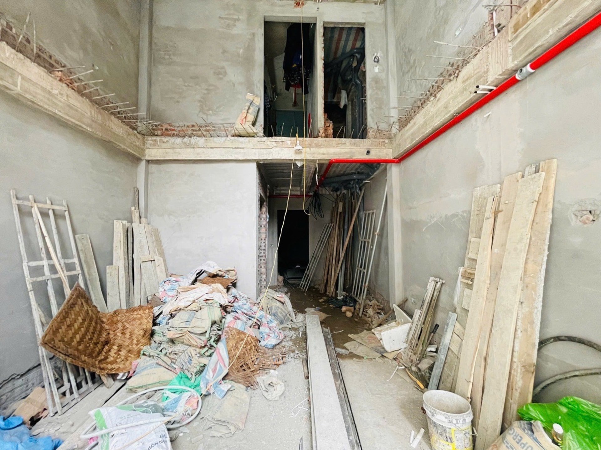 Bán nhà Đặng Trần Đức - diện tích 54m2 6 tầng - Nhà mới tinh, thang máy - giá 15,5 tỷ