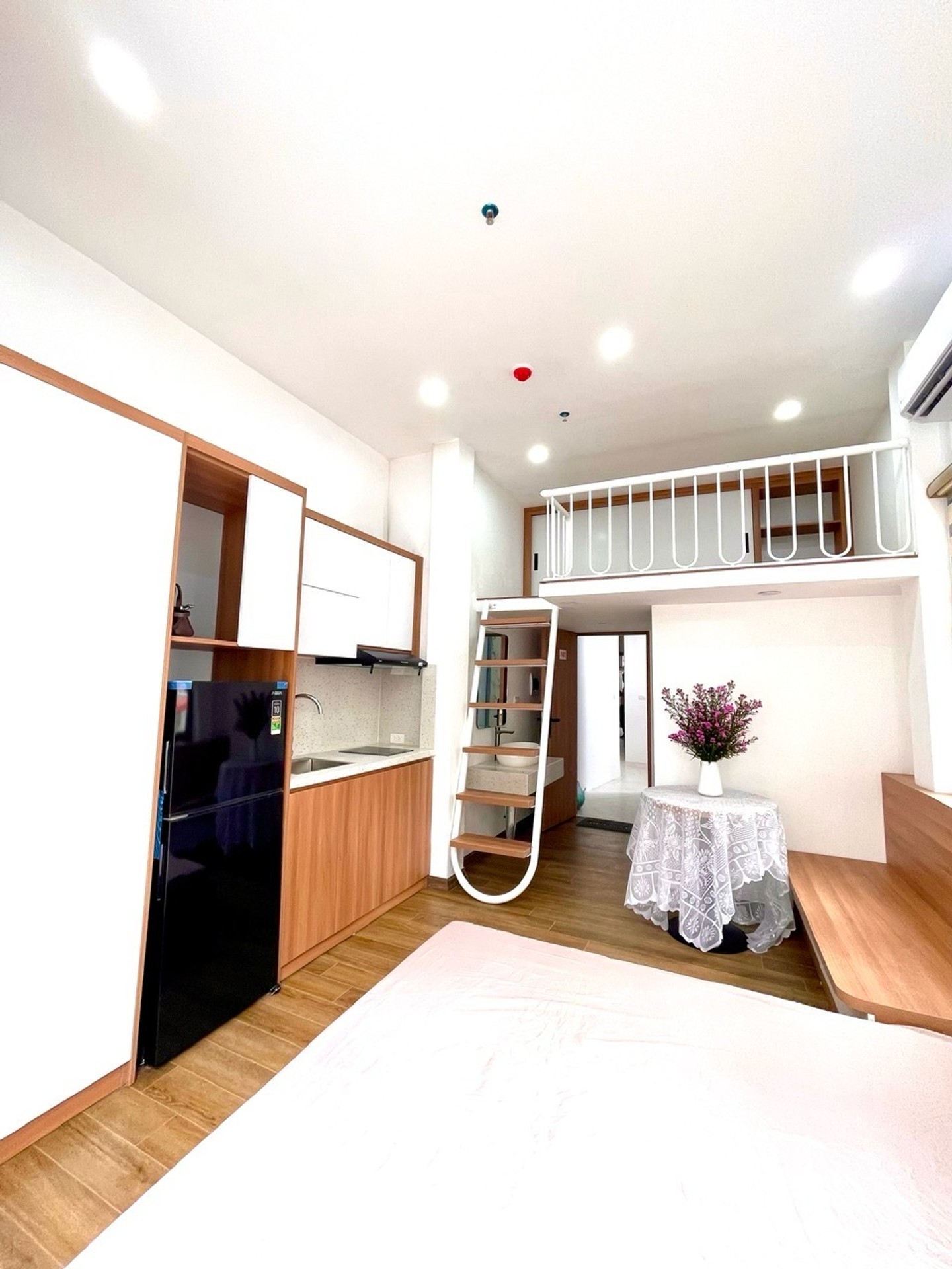 Bán nhà Ngõ Quỳnh - diện tích 91m2 6 tầng - Lô góc, thang máy - giá 22,3 tỷ