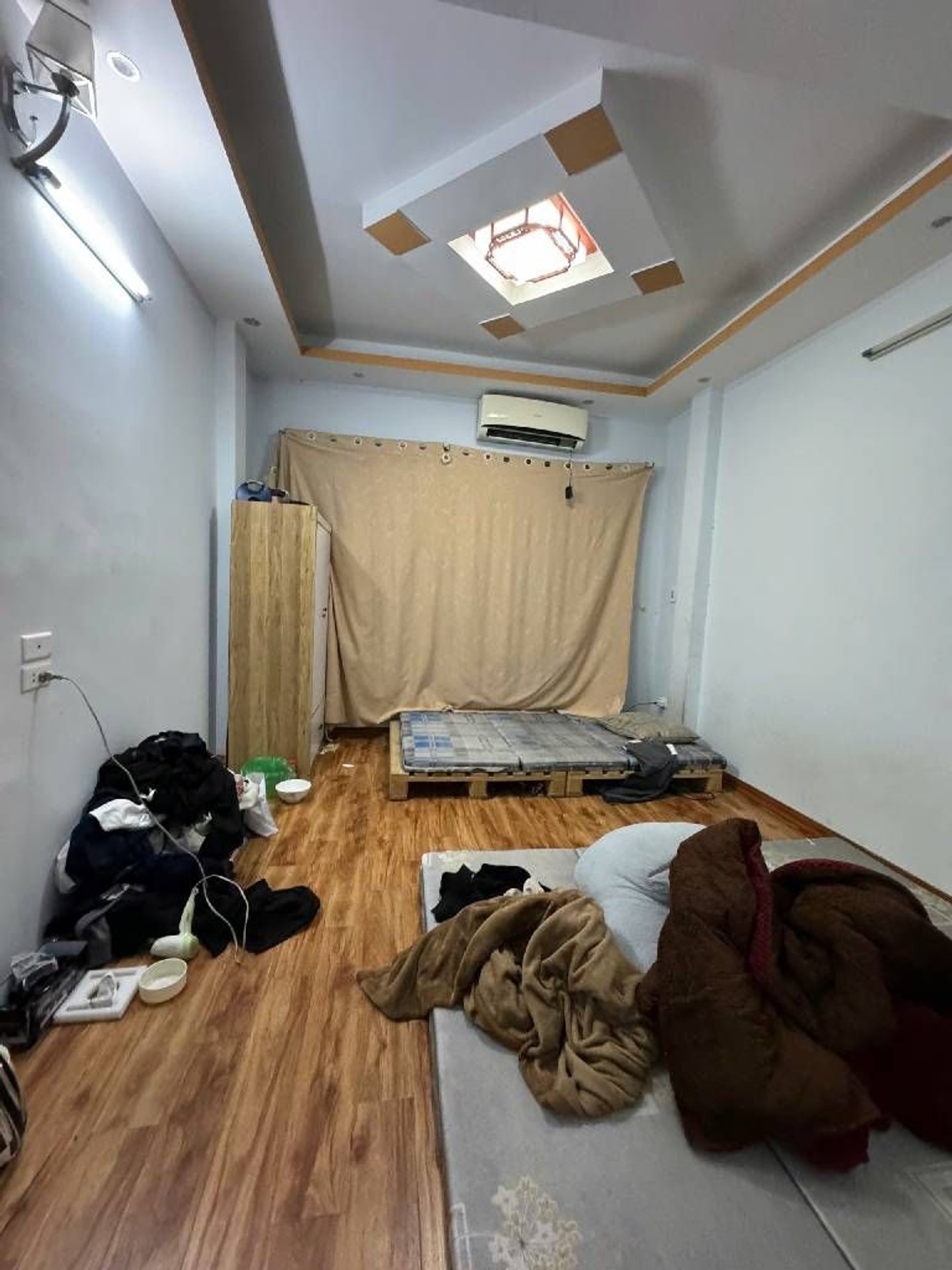 Bán nhà Lĩnh Nam - diện tích 31m2 4 tầng - gần ô tô - giá 6,5 tỷ
