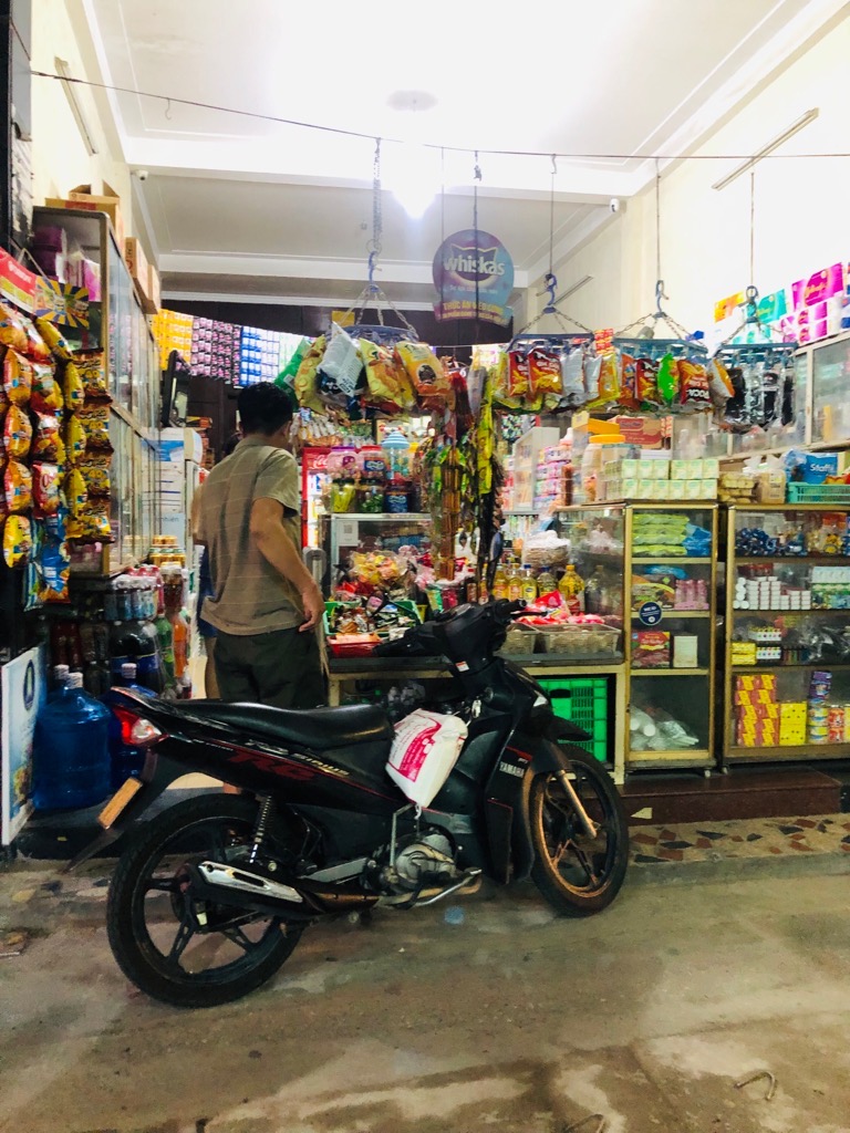 Bán nhà Đường Khương Đình - diện tích 220m2 4 tầng - Nhà đẹp vị trí hiếm - giá 27 tỷ