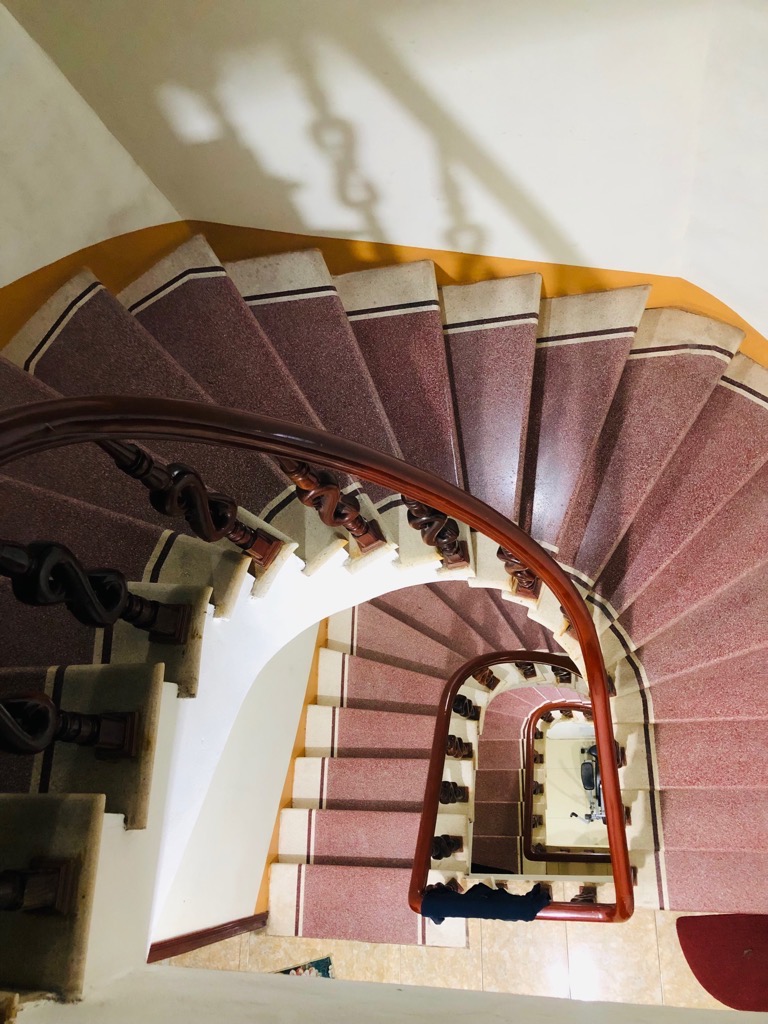 Bán nhà Đường Khương Đình - diện tích 220m2 4 tầng - Nhà đẹp vị trí hiếm - giá 27 tỷ