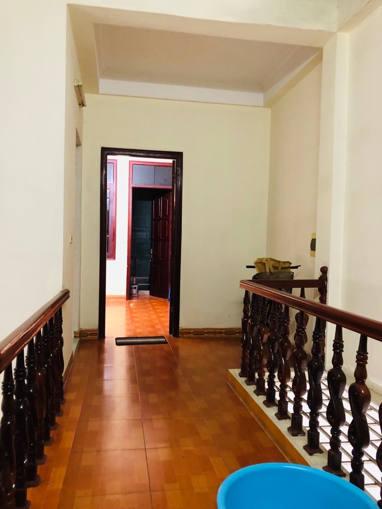 Bán nhà Đường Khương Đình - diện tích 220m2 4 tầng - Nhà đẹp vị trí hiếm - giá 27 tỷ