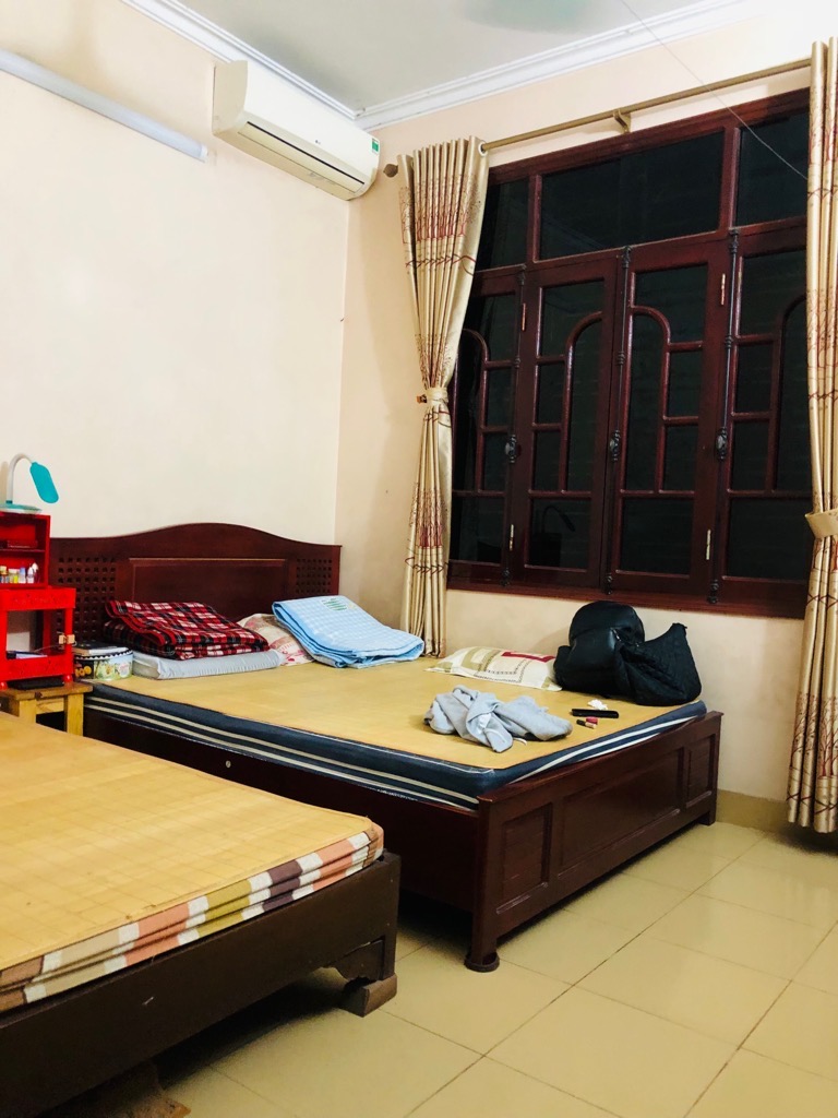 Bán nhà Đường Khương Đình - diện tích 220m2 4 tầng - Nhà đẹp vị trí hiếm - giá 27 tỷ