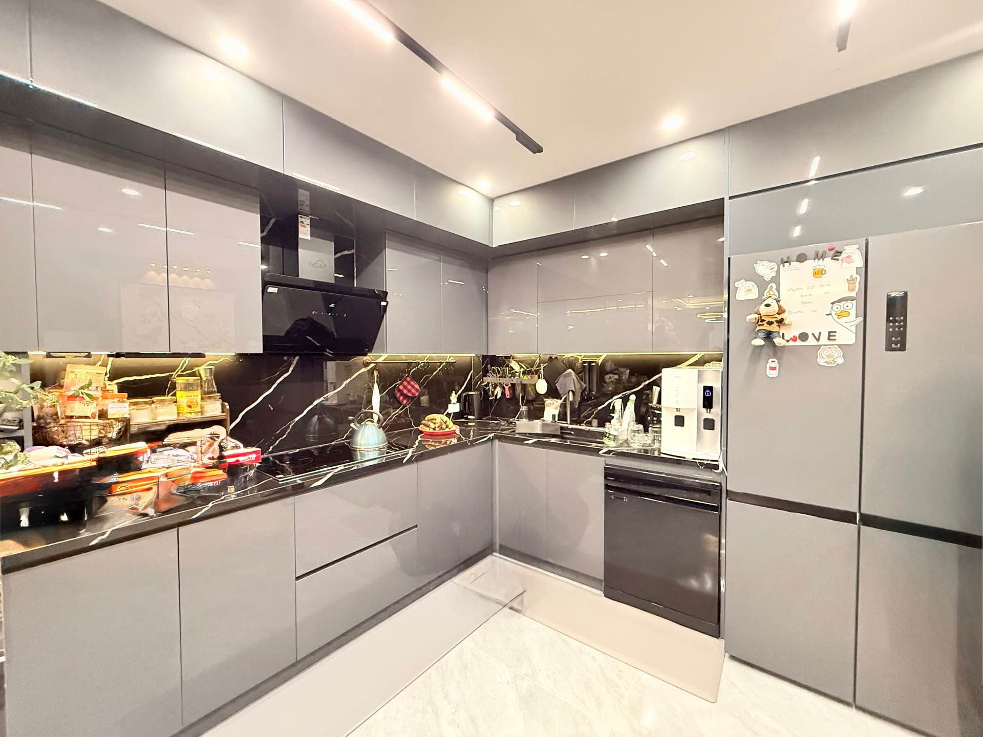 Bán nhà Vĩnh Tuy - diện tích 62m2 5 tầng - Ô tô tránh - giá 17,5 tỷ