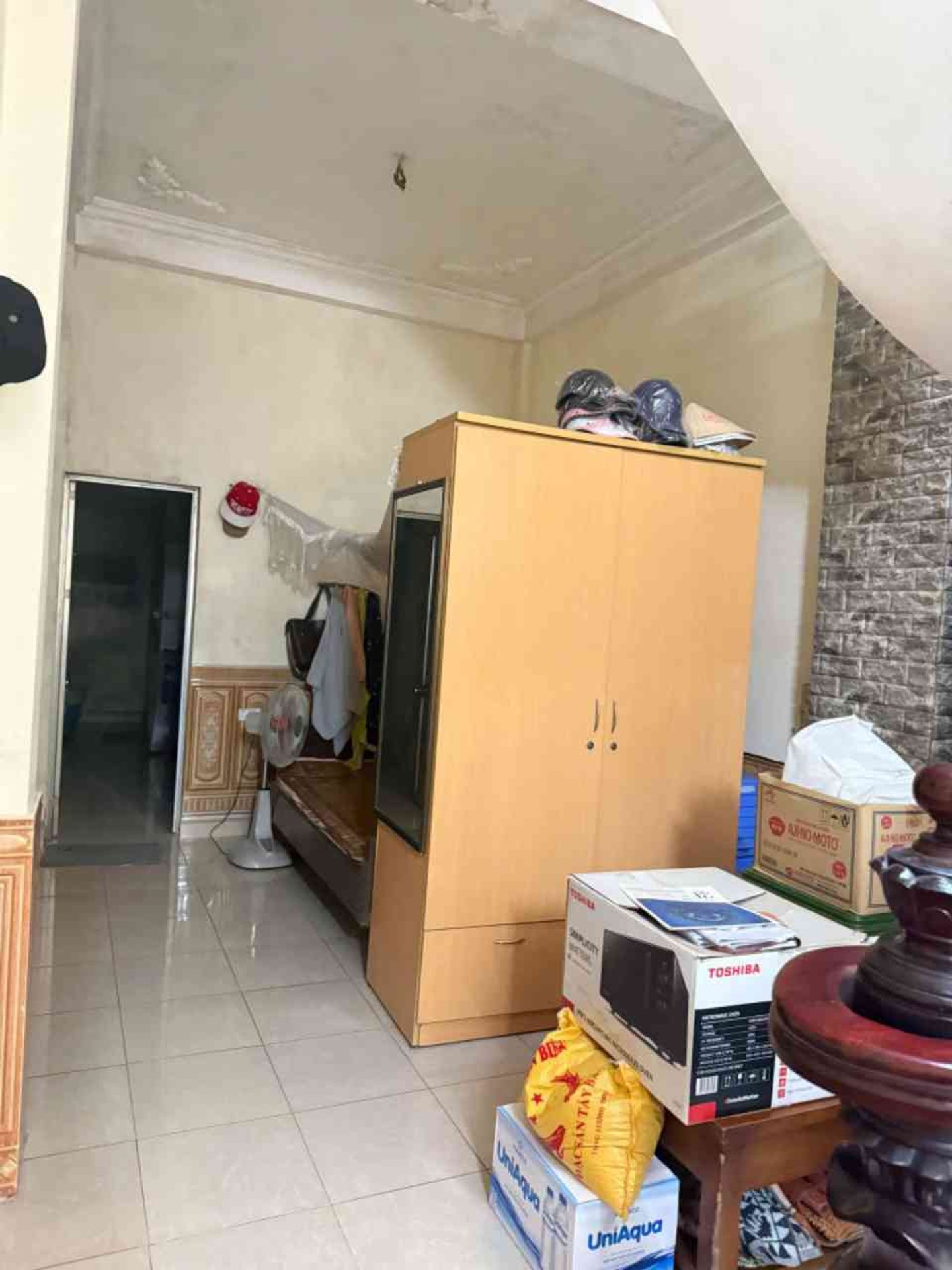 Bán nhà Lê Trọng Tấn - diện tích 61m2 2 tầng - Ô TÔ TRÁNH - giá 7,2 tỷ