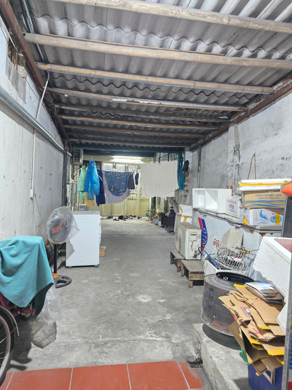 Bán nhà Tam Trinh - diện tích 212m2 1 tầng - Mặt phố to nhất quận Hoàng Mai - giá 28 tỷ