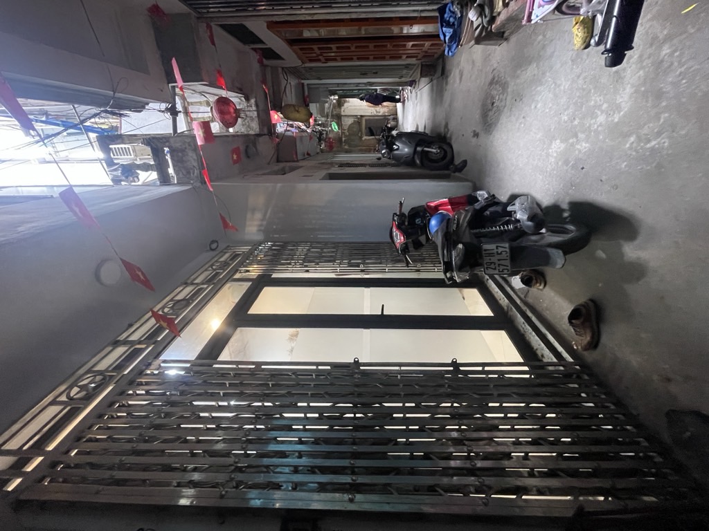 Bán nhà Minh Khai - diện tích 25m2 4 tầng - view sau nhà TTTM chợ Mơ - giá 5,48 tỷ