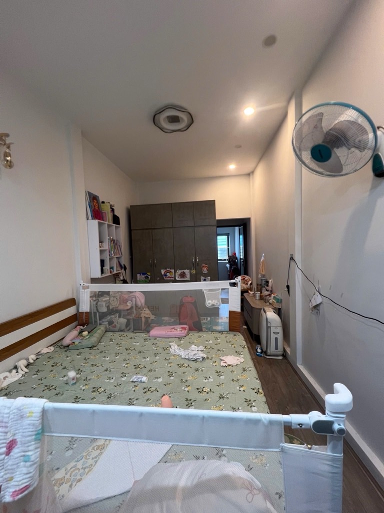 Bán nhà Minh Khai - diện tích 25m2 4 tầng - view sau nhà TTTM chợ Mơ - giá 5,48 tỷ