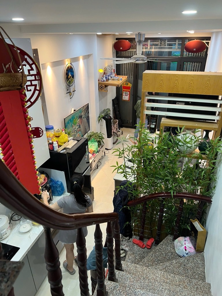 Bán nhà Minh Khai - diện tích 25m2 4 tầng - view sau nhà TTTM chợ Mơ - giá 5,48 tỷ