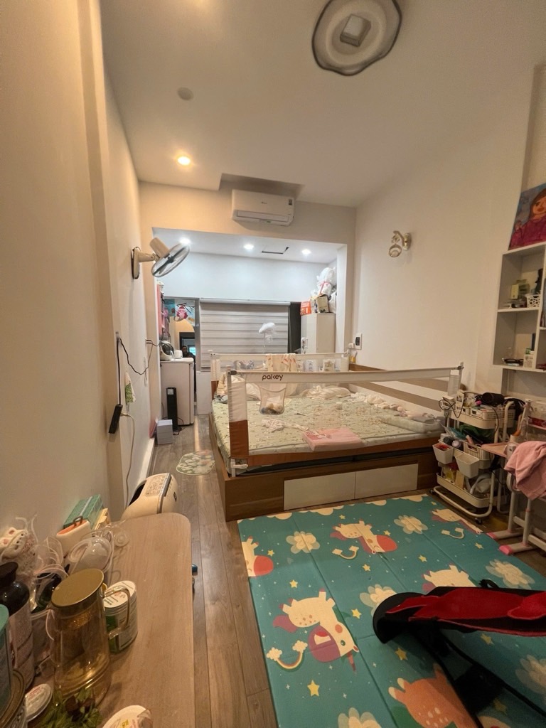 Bán nhà Minh Khai - diện tích 25m2 4 tầng - view sau nhà TTTM chợ Mơ - giá 5,48 tỷ