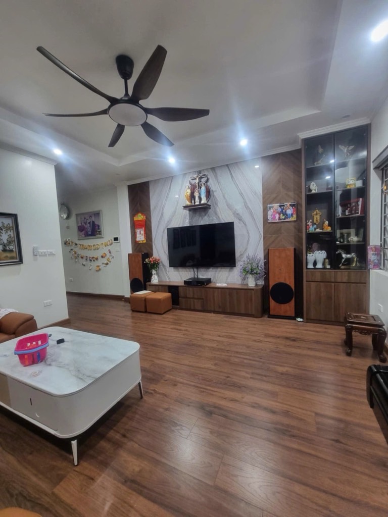 Bán nhà Bắc Linh Đàm - diện tích 72.5m2 5 tầng - thang máy - giá 15,8 tỷ