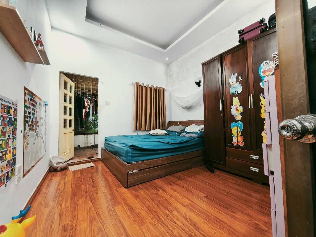 Bán nhà Định Công Hạ - diện tích 35m2 2 tầng - ngõ ô tô đỗ cửa - giá 2,45 tỷ